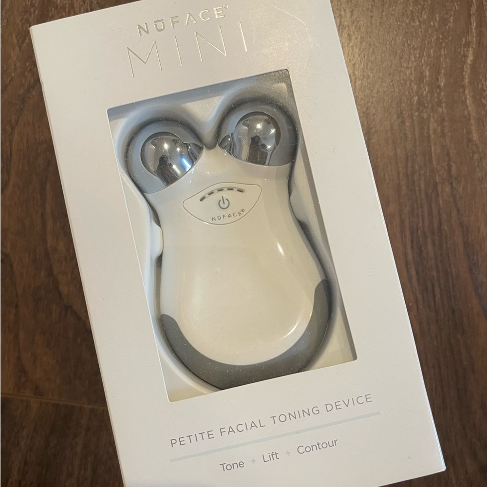 NuFACE Mini Facial Toning Device
